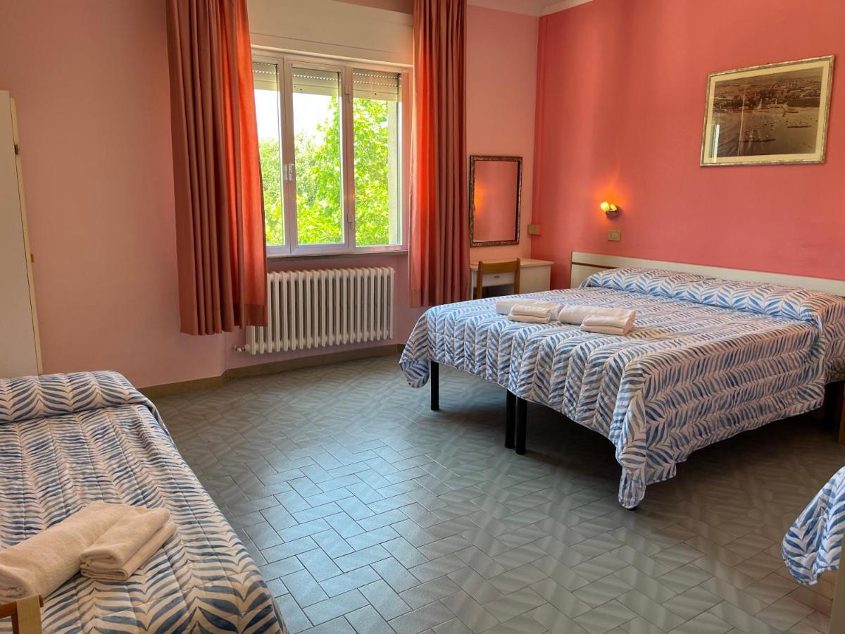 Hotel Ellymar Vada Eksteriør bilde